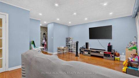 Photo 21 at 8 Bonnechere Crescent, Bendale, Toronto