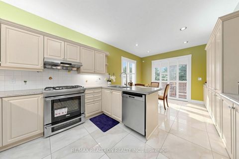 Photo 3 at 352 Deloraine Avenue, Nortown, Toronto