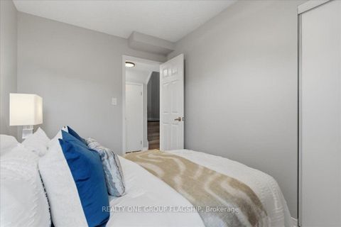 Photo 24 at 201 - 1 Ruttan Street, Dufferin Grove, Toronto