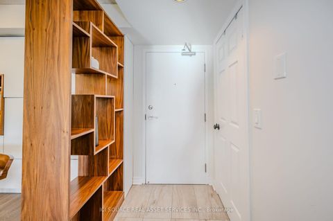 Photo 2 at 316 - 211 Randolph Road, Leaside, Toronto