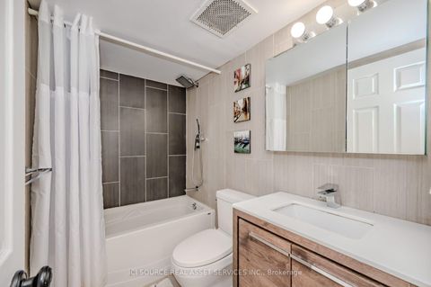 Photo 16 at 316 - 211 Randolph Road, Leaside, Toronto