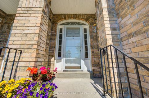 Photo 1 at 22 Lakeridge Drive, Centennial Scarborough, Toronto