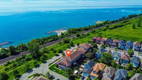 Photo 2 at 22 Lakeridge Drive, Centennial Scarborough, Toronto