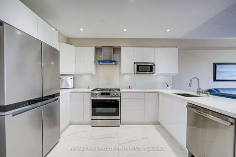 Photo 16 at 22 Lakeridge Drive, Centennial Scarborough, Toronto