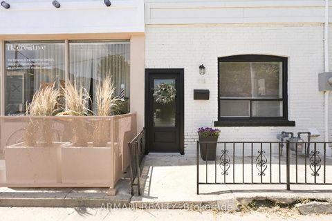 Photo 1 at 918 Ossington Avenue, Junction, Toronto