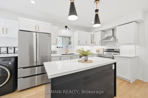 Photo 10 at 918 Ossington Avenue, Junction, Toronto