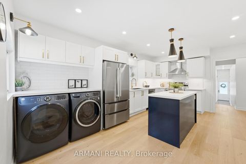 Photo 11 at 918 Ossington Avenue, Junction, Toronto