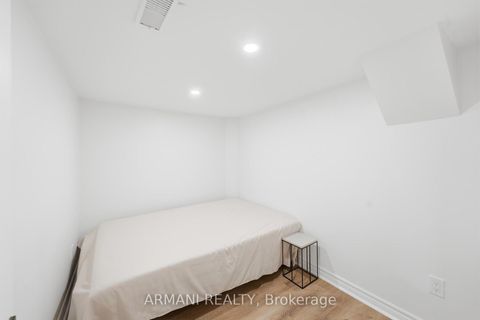Photo 35 at 918 Ossington Avenue, Junction, Toronto