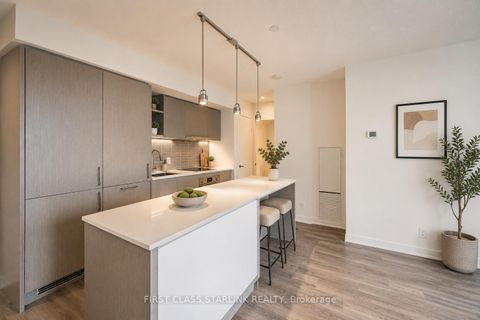 Photo 4 at 2801 - 100 Harbour Street, Waterfront Communities C1, Toronto