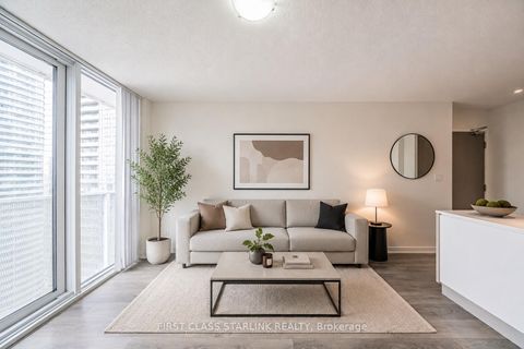 Photo 6 at 2801 - 100 Harbour Street, Waterfront Communities C1, Toronto