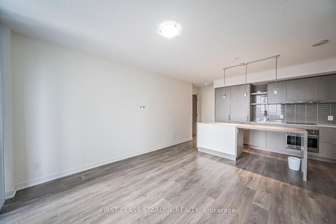Photo 9 at 2801 - 100 Harbour Street, Waterfront Communities C1, Toronto