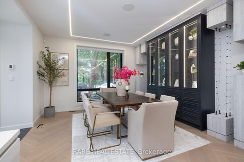 Photo 4 at 61 Shannon Street, Bellwoods, Toronto