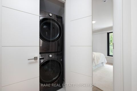 Photo 24 at 61 Shannon Street, Bellwoods, Toronto