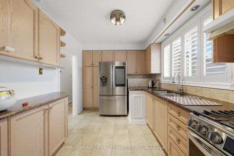 Photo 9 at 2870 Weston Road, Pelmo Park W5, Toronto