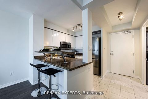 Photo 13 at 1006 - 942 Yonge Street, Annex, Toronto