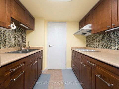 Photo 8 at 1610 - 160 Alton Towers Circle, Milliken, Toronto