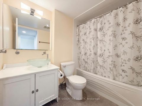 Photo 13 at 1610 - 160 Alton Towers Circle, Milliken, Toronto