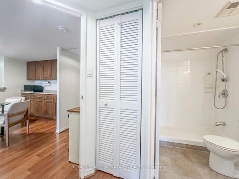 Photo 16 at 1610 - 160 Alton Towers Circle, Milliken, Toronto