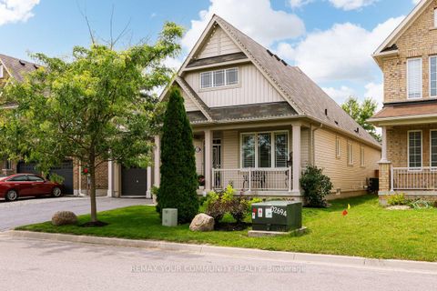 Photo 2 at 32 Beechener Street, Sutton & Jackson's Point, Georgina