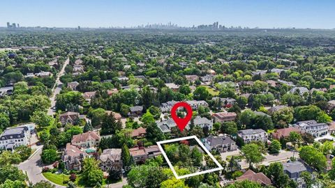 Photo 1 at 57 Wimpole Drive, Windfields, Toronto