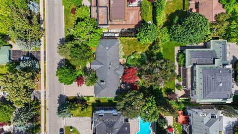 Photo 2 at 57 Wimpole Drive, Windfields, Toronto