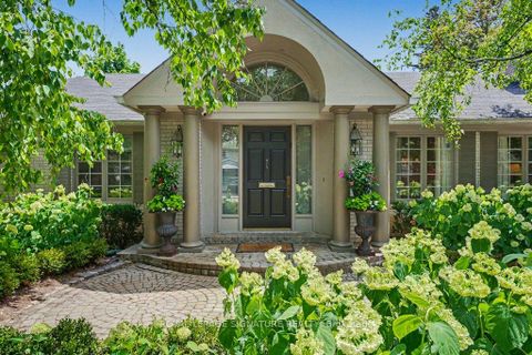 Photo 4 at 57 Wimpole Drive, Windfields, Toronto