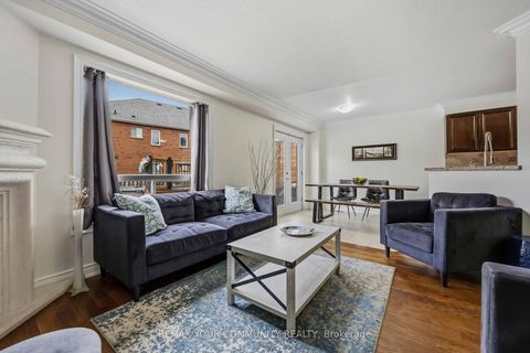 Photo 11 at 56 Hirst Avenue, Keswick South, Georgina