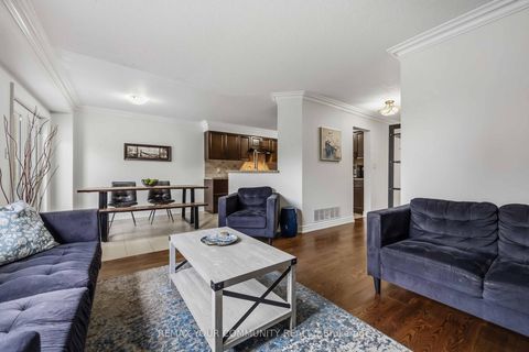 Photo 12 at 56 Hirst Avenue, Keswick South, Georgina