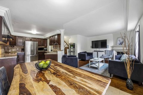 Photo 13 at 56 Hirst Avenue, Keswick South, Georgina