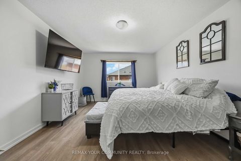 Photo 27 at 56 Hirst Avenue, Keswick South, Georgina
