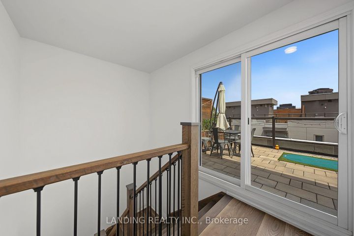 Photo 38 at 7 - 17 Greenbriar Road, Bayview Village, Toronto