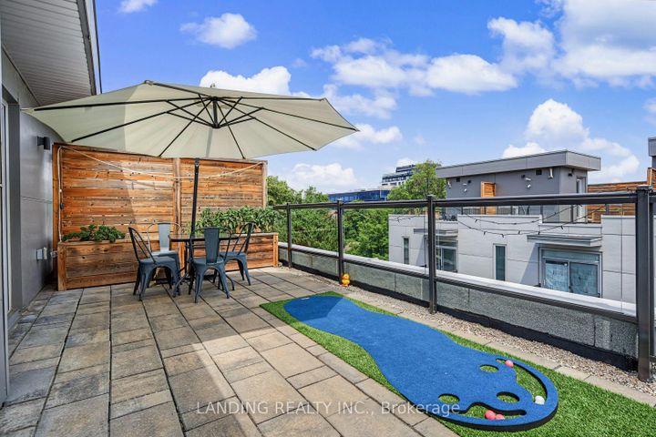 Photo 39 at 7 - 17 Greenbriar Road, Bayview Village, Toronto