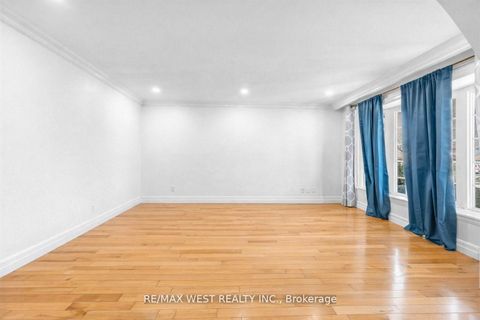 Photo 1 at 578 Bellamy Road N, Woburn, Toronto