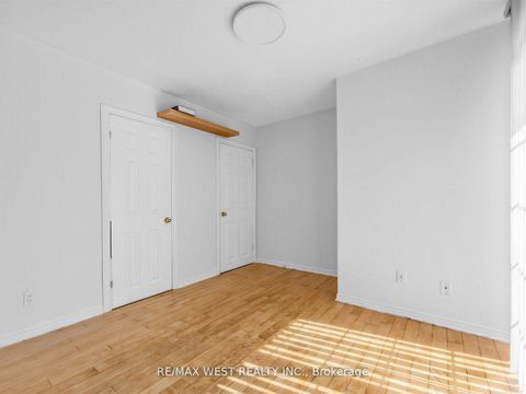 Photo 11 at 578 Bellamy Road N, Woburn, Toronto