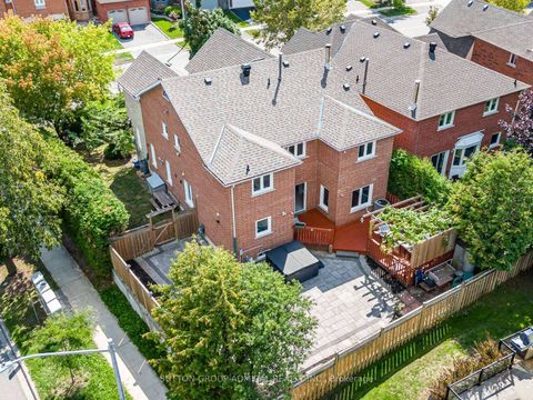 Photo 2 at 98 Rosedale Heights Drive, Uplands, Vaughan