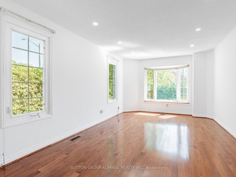 Photo 8 at 98 Rosedale Heights Drive, Uplands, Vaughan