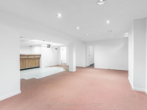 Photo 31 at 98 Rosedale Heights Drive, Uplands, Vaughan