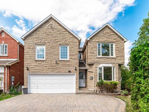 Photo 39 at 98 Rosedale Heights Drive, Uplands, Vaughan