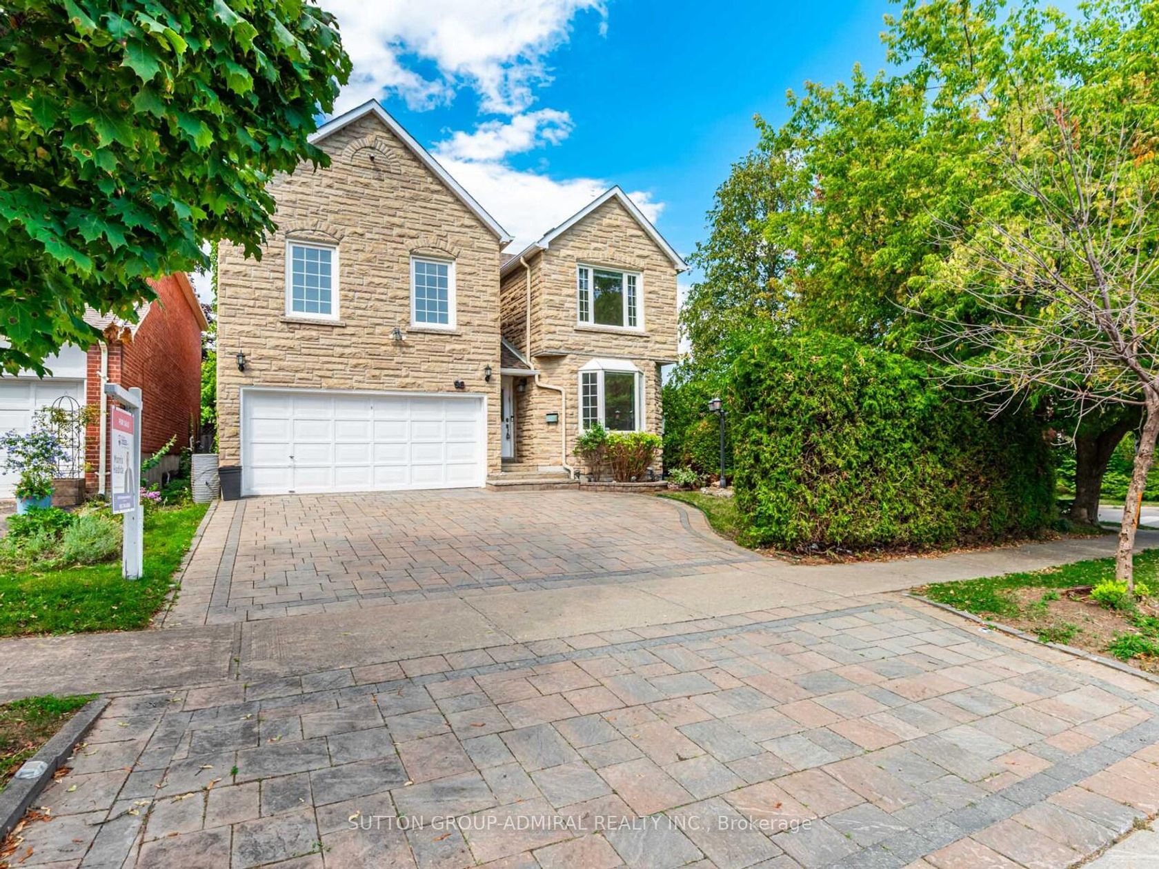 98 Rosedale Heights Drive, Uplands, Vaughan photo number 2