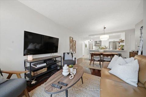 Photo 3 at 302 - 70 Mill Street, Waterfront Communities C8, Toronto