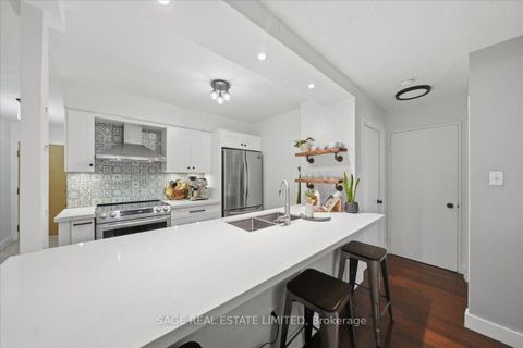 Photo 15 at 302 - 70 Mill Street, Waterfront Communities C8, Toronto