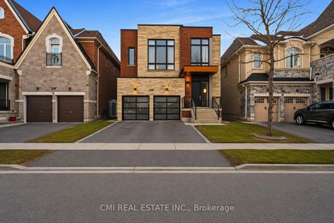 Photo 2 at 392 Farrell Road, Patterson, Vaughan