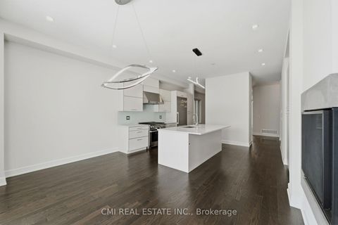 Photo 10 at 392 Farrell Road, Patterson, Vaughan