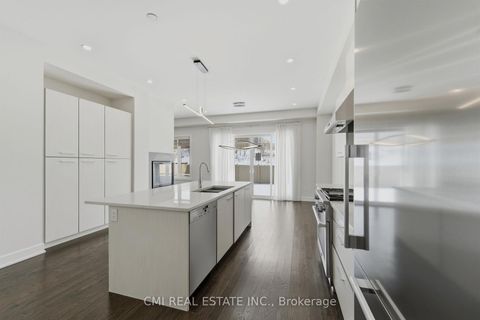 Photo 14 at 392 Farrell Road, Patterson, Vaughan