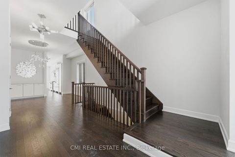 Photo 17 at 392 Farrell Road, Patterson, Vaughan