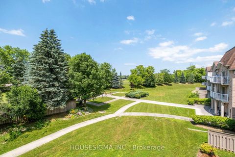 Photo 14 at 305 - 32 Church Street, Schomberg, King