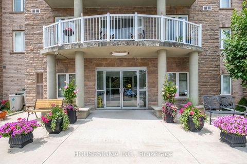 Photo 15 at 305 - 32 Church Street, Schomberg, King
