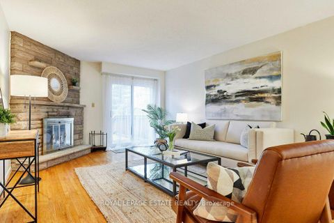 Photo 3 at 20 Pine Avenue, The Beaches, Toronto