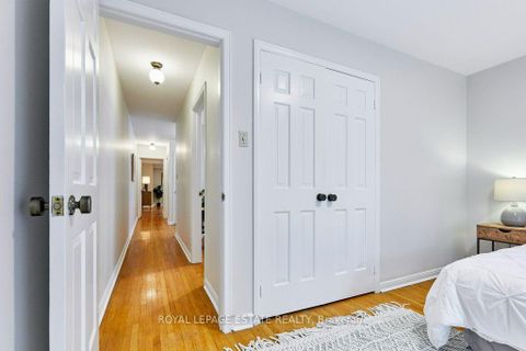 Photo 35 at 20 Pine Avenue, The Beaches, Toronto