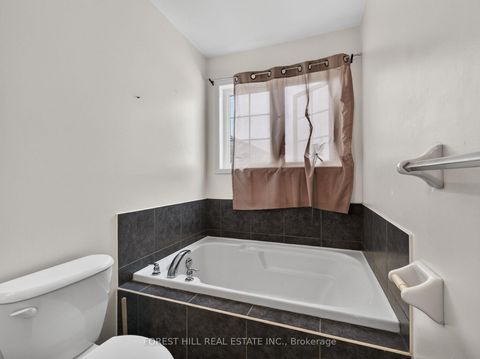 Photo 15 at 4 Evelyn Wiggins Drive, York University Heights, Toronto